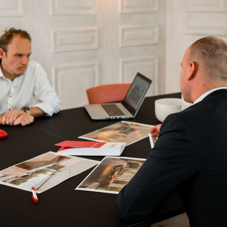 Hoe renoveer je een huis zo budgetvriendelijk mogelijk?