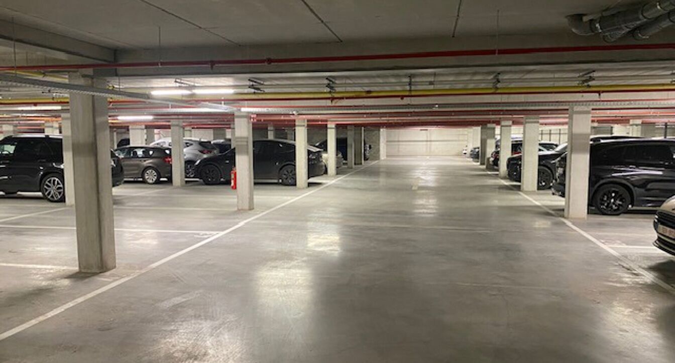 Binnenstaanplaats te koop in Hoogstraten
