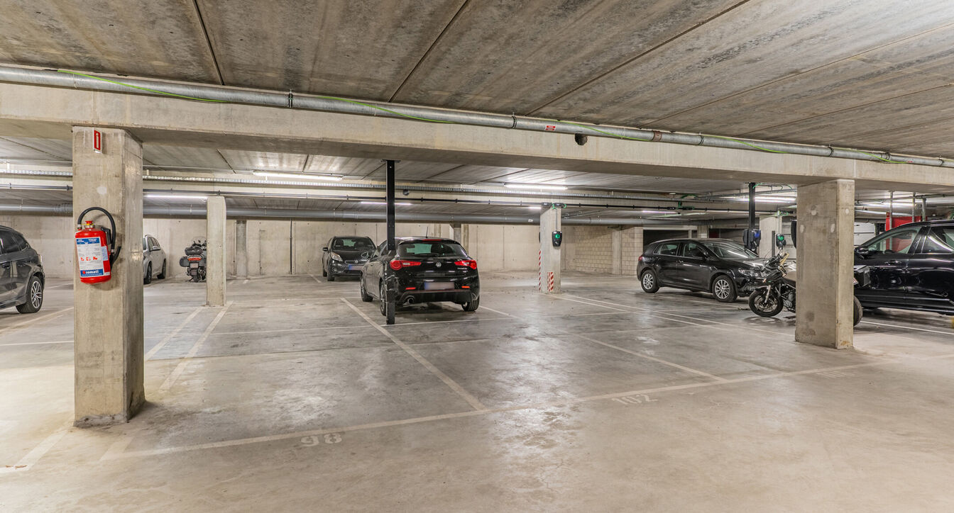 Binnenstaanplaats te koop in Turnhout