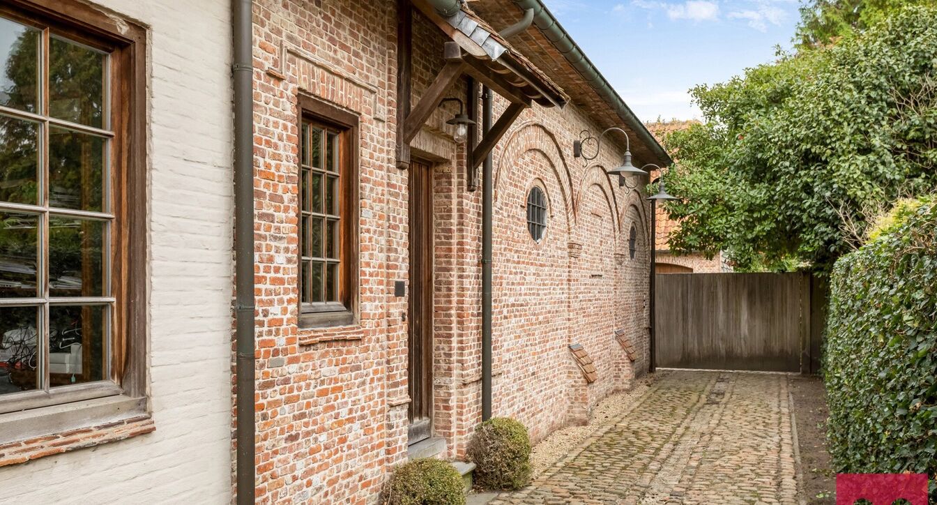 Buitengewoon huis te koop in Hoogstraten