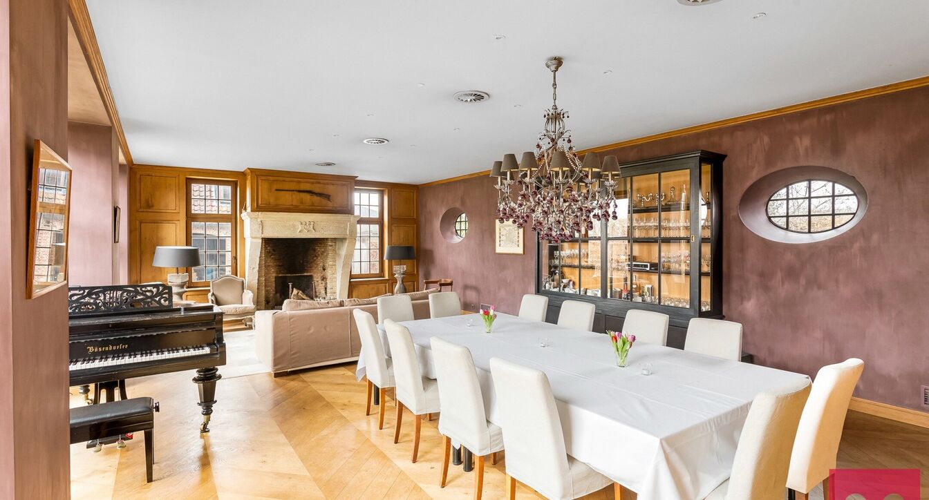 Buitengewoon huis te koop in Hoogstraten
