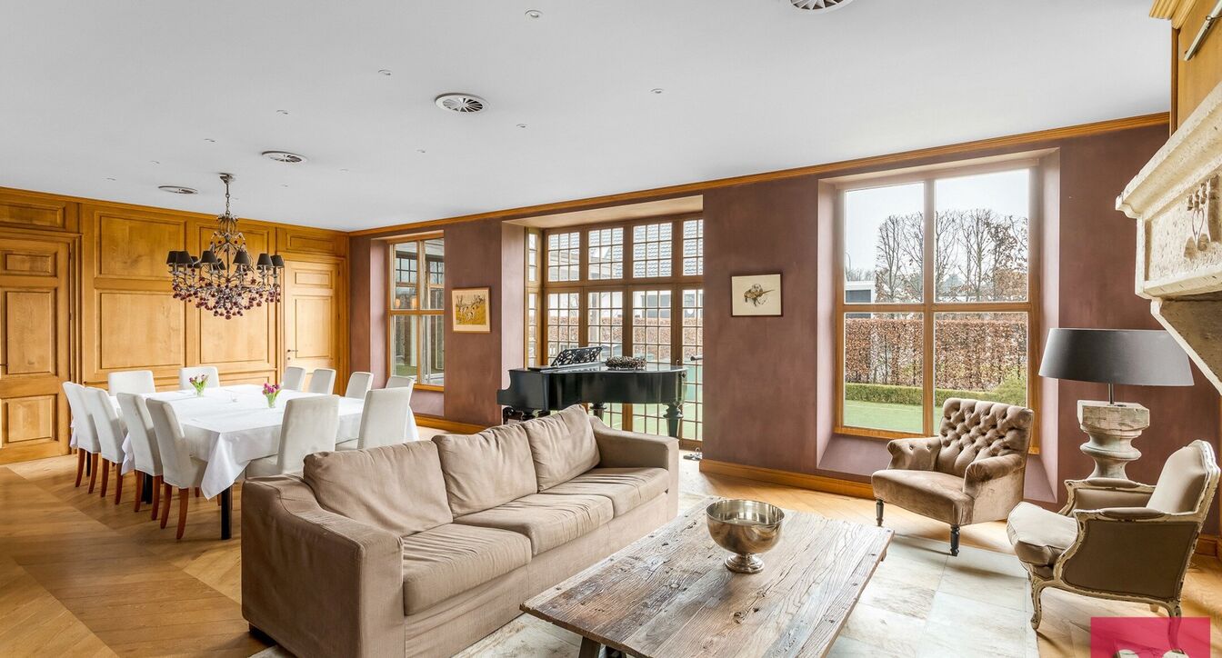 Buitengewoon huis te koop in Hoogstraten