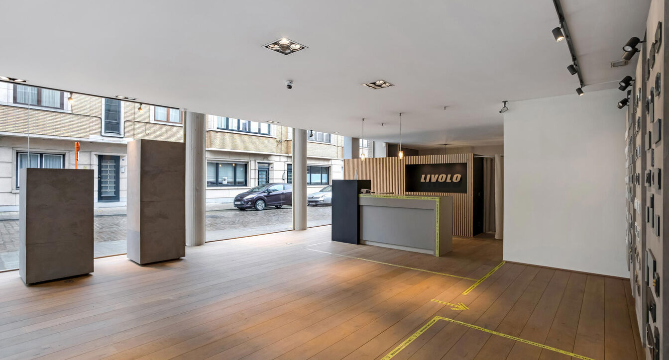 Commercieel gelijkvloers te koop in Turnhout