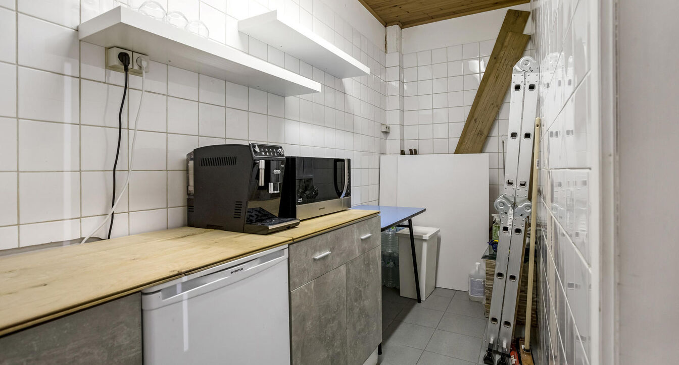 Commercieel gelijkvloers te koop in Turnhout