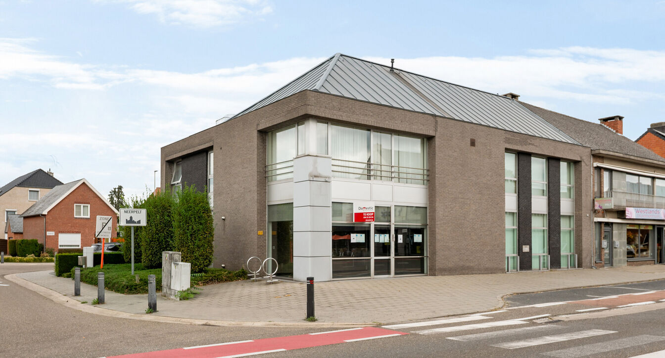 Commerciële building te koop in Neerpelt