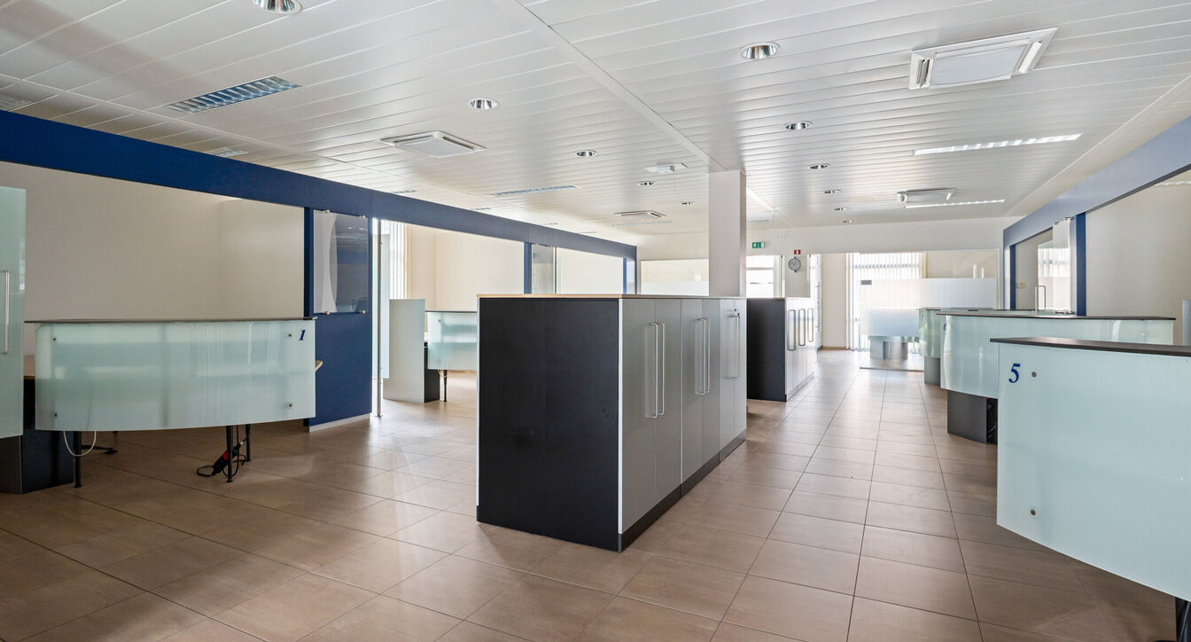 Commerciële building te koop in Neerpelt