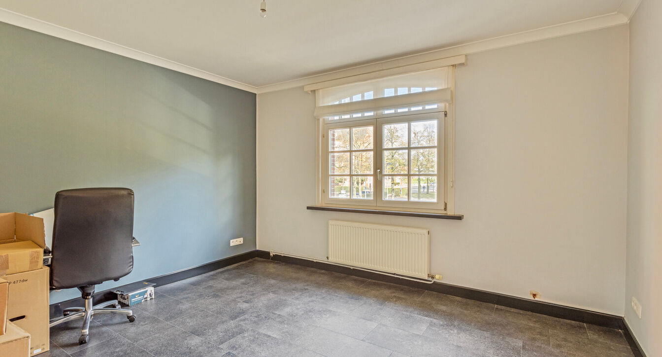 Gebouw voor gemengd gebruik te huur in Beerse
