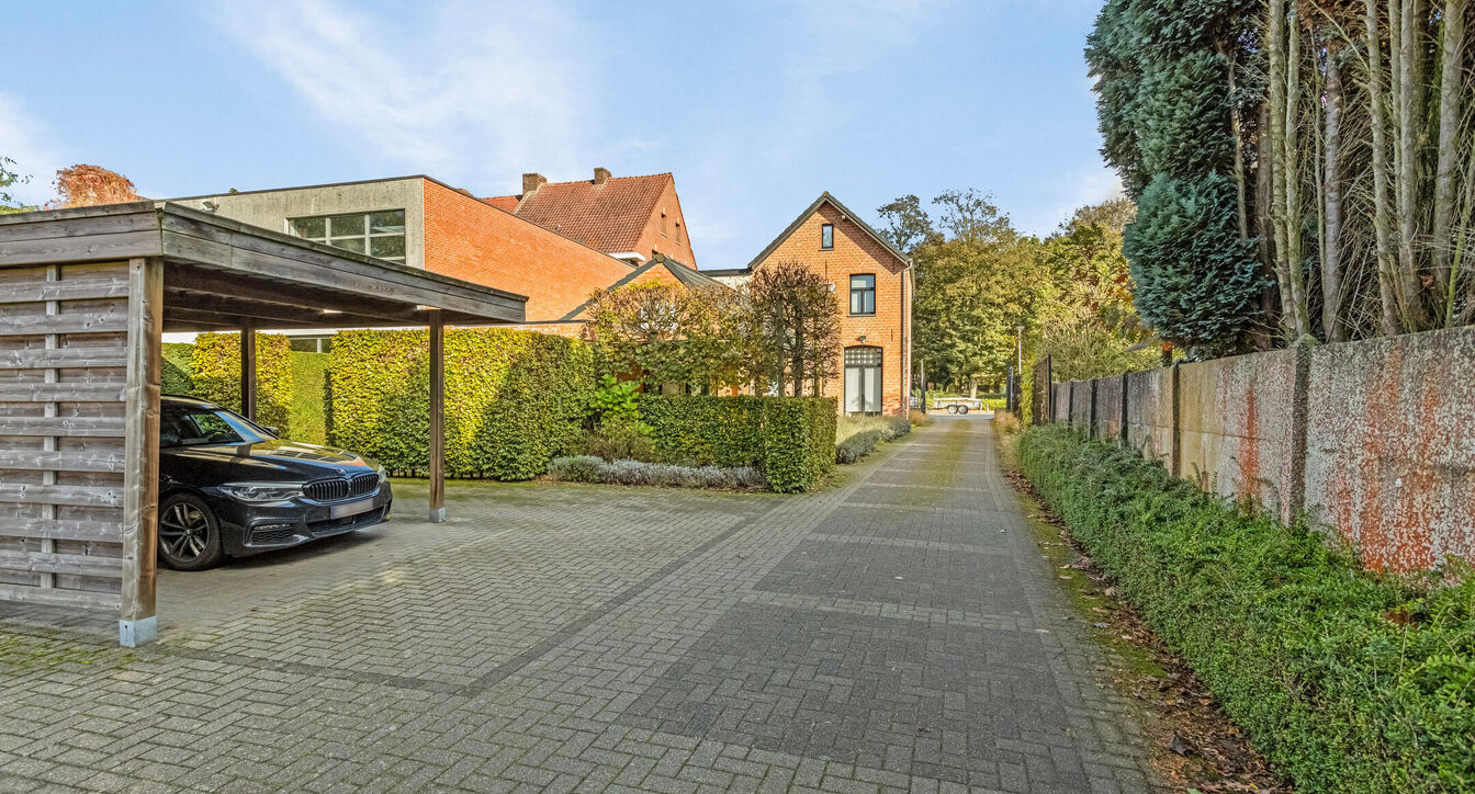 Gebouw voor gemengd gebruik te huur in Beerse