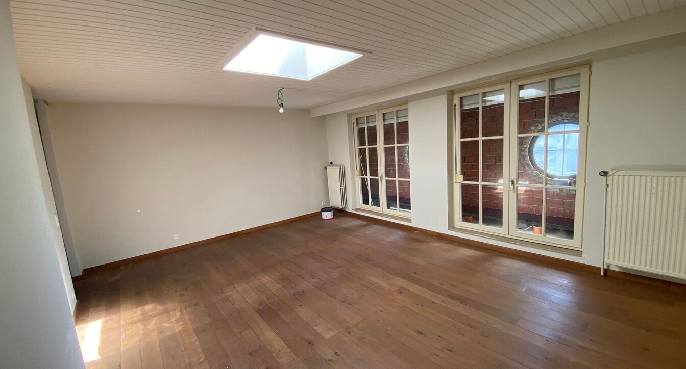 Gebouw voor gemengd gebruik te huur in Mol