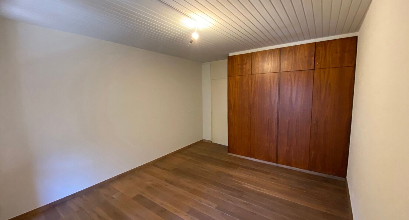 Gebouw voor gemengd gebruik te huur in Mol