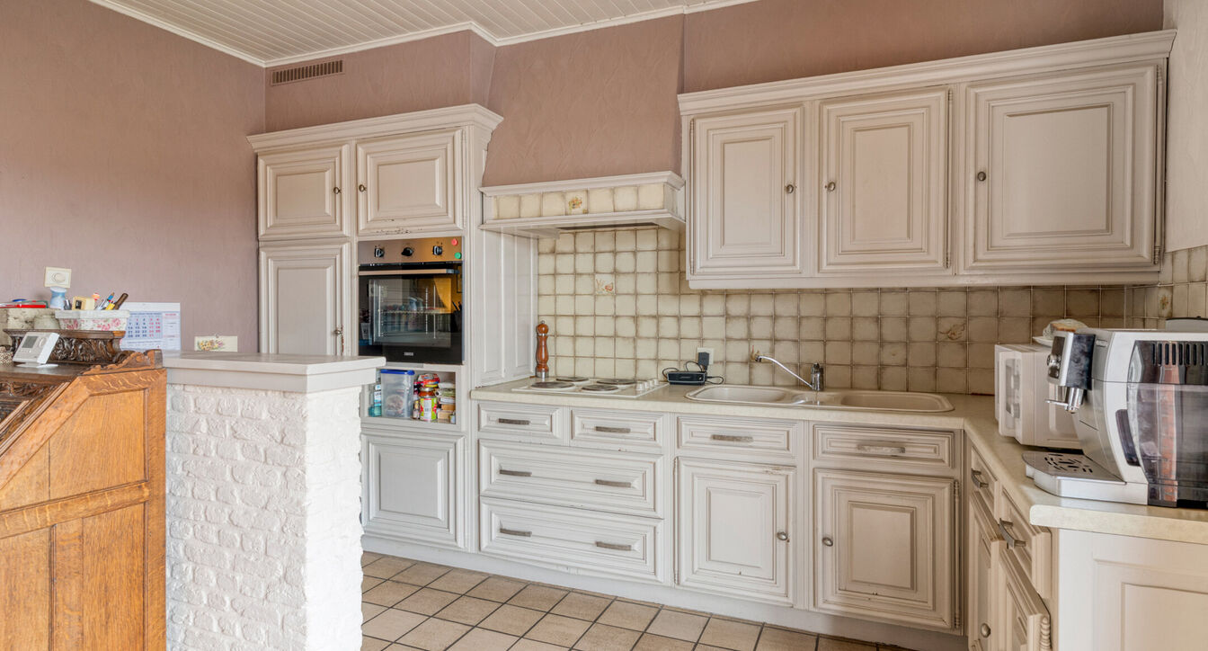 Gebouw voor gemengd gebruik te koop in Arendonk