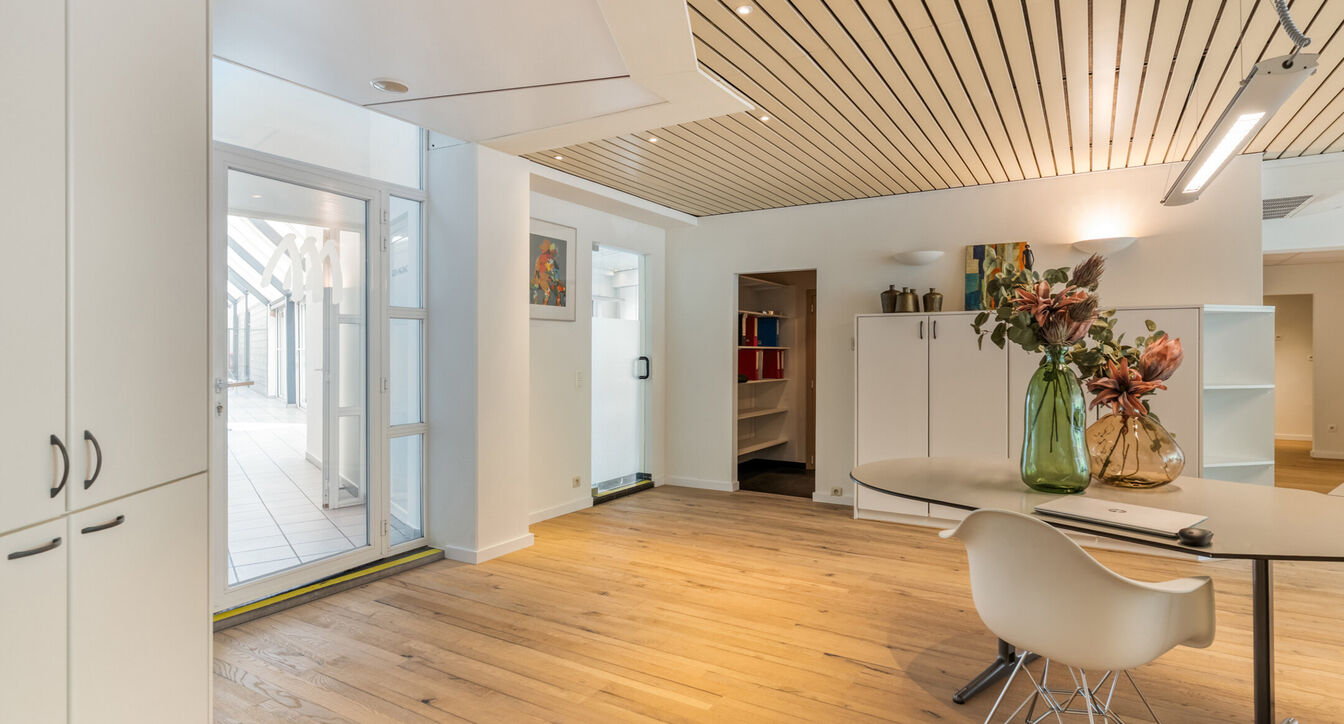Gebouw voor gemengd gebruik te koop in Arendonk