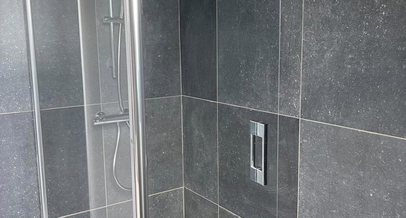 Gebouw voor gemengd gebruik te koop in Arendonk