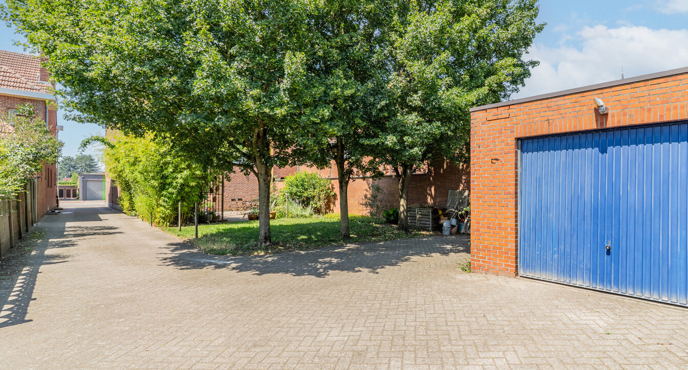 Gebouw voor gemengd gebruik te koop in Dessel