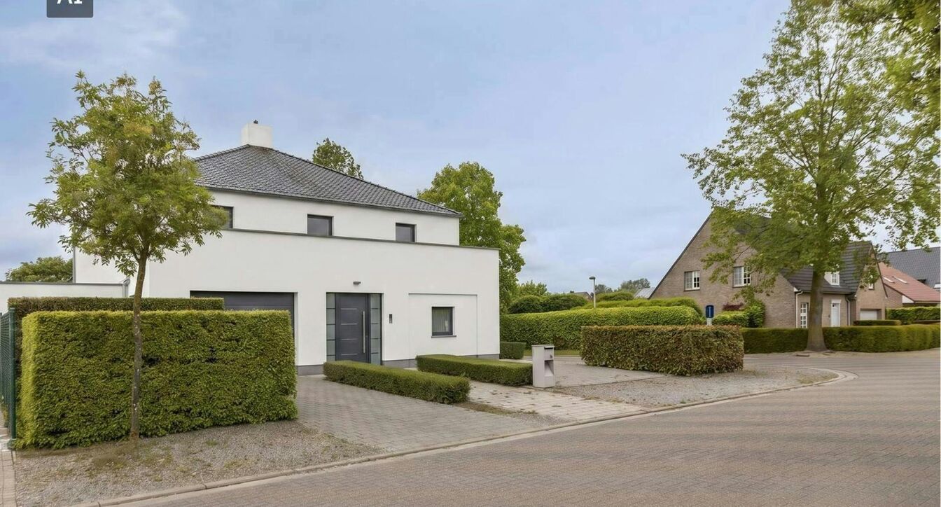 Gebouw voor gemengd gebruik te koop in Hoogstraten