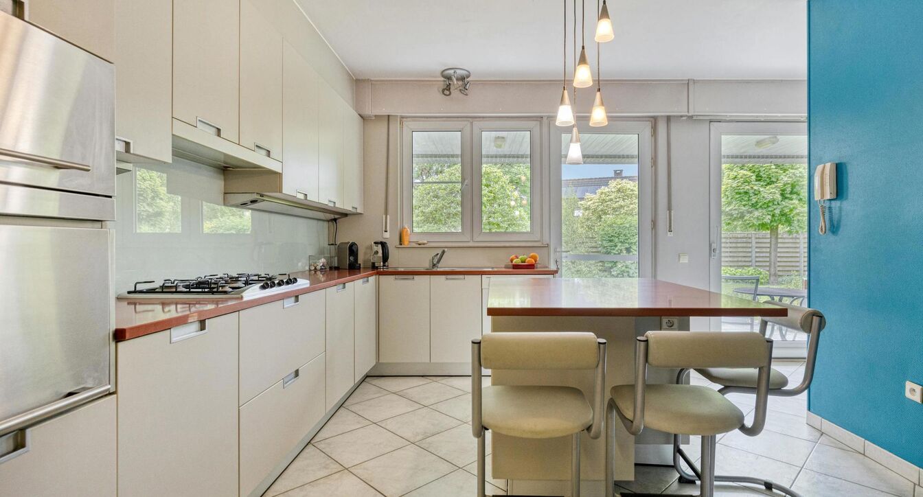 Gebouw voor gemengd gebruik te koop in Hoogstraten