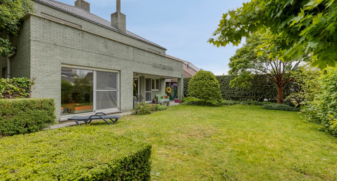 Gebouw voor gemengd gebruik te koop in Hoogstraten