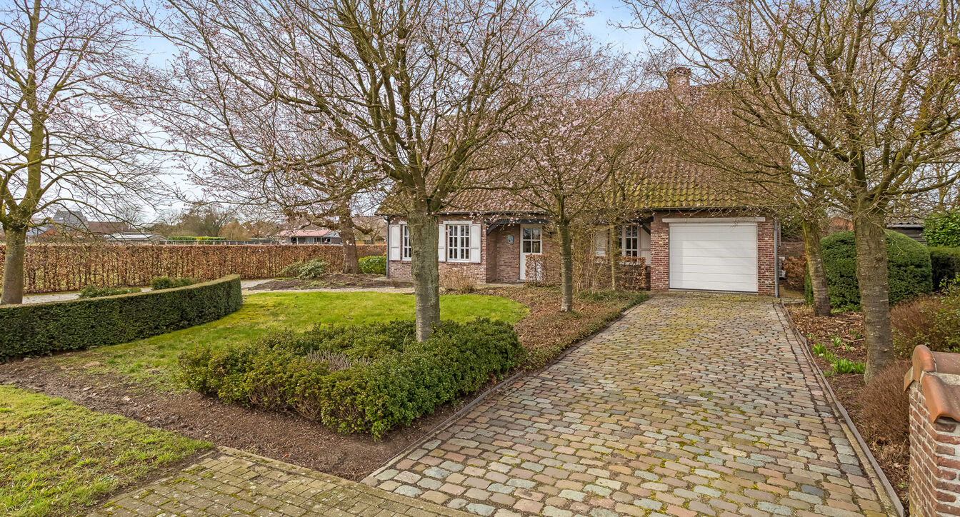 Gebouw voor gemengd gebruik te koop in Retie