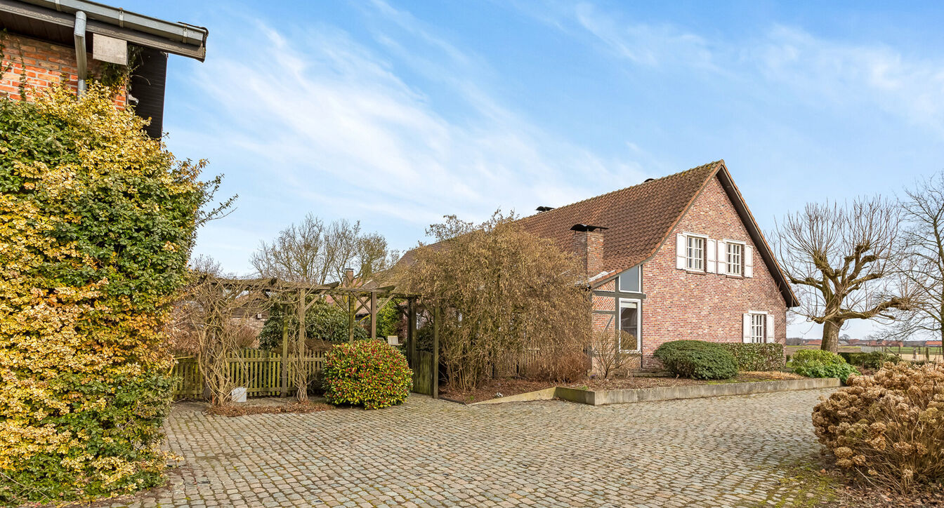Gebouw voor gemengd gebruik te koop in Retie