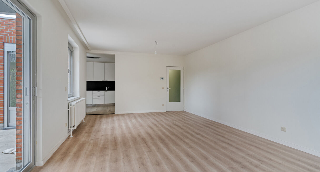 Gelijkvloerse verd. + tuin te huur in Beerse