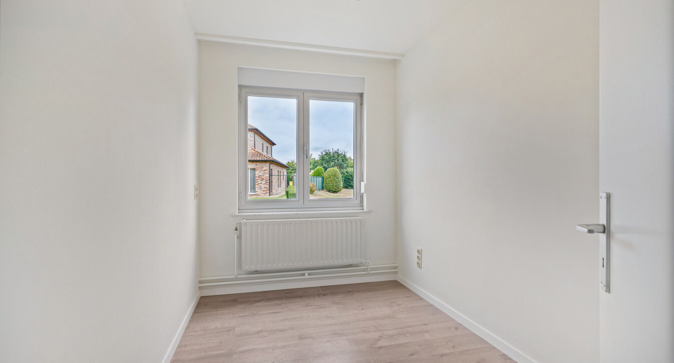 Gelijkvloerse verd. + tuin te huur in Beerse
