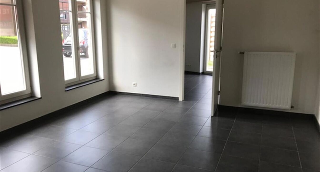 Gelijkvloerse verdieping te huur in Ravels