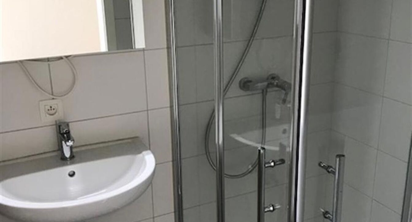 Gelijkvloerse verdieping te huur in Ravels