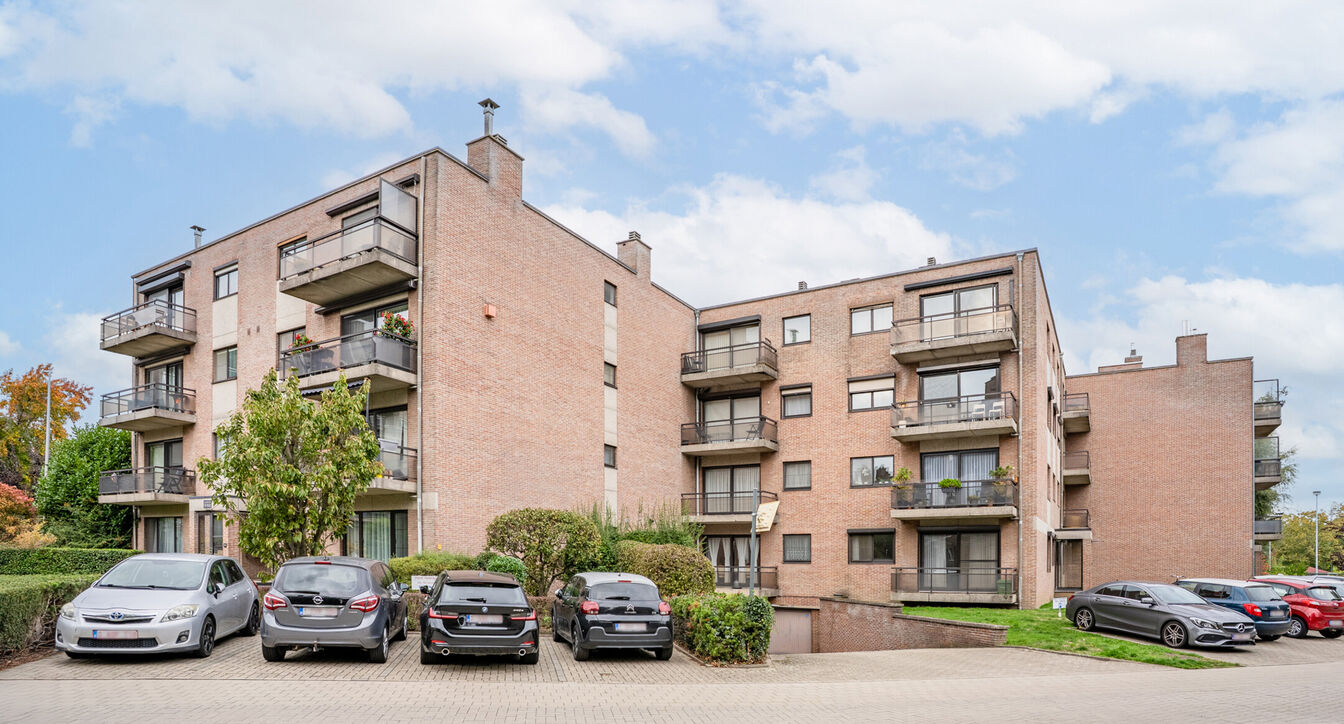 Gelijkvloerse verdieping te koop in Hasselt