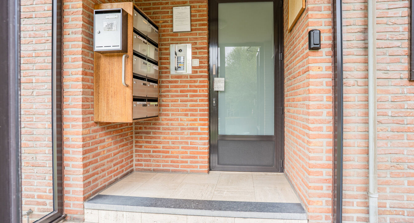 Gelijkvloerse verdieping te koop in Hasselt