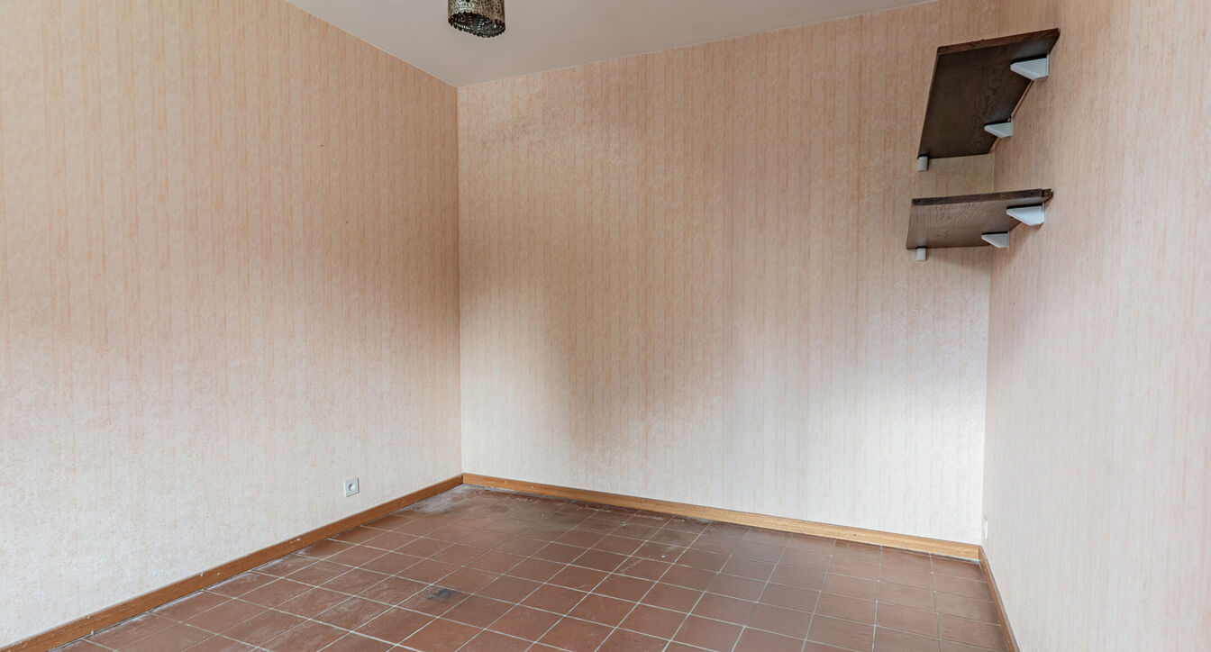 Gelijkvloerse verdieping te koop in Hasselt