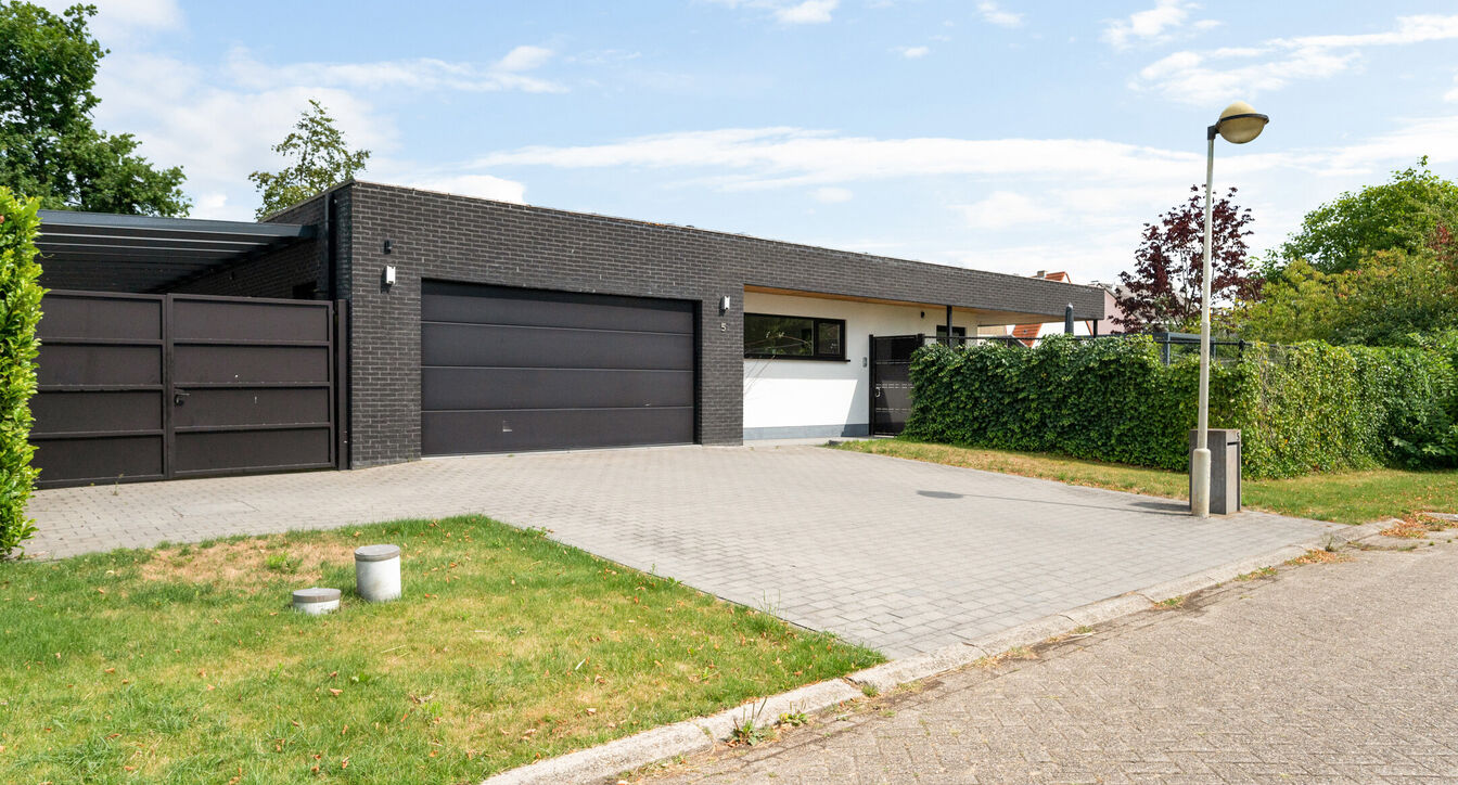 Gelijkvloerse woning te koop in Beerse