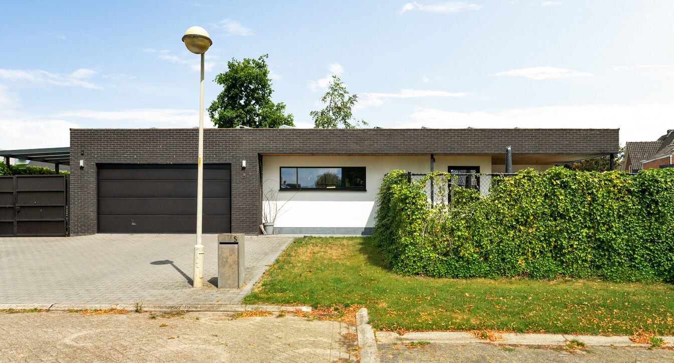 Gelijkvloerse woning te koop in Beerse