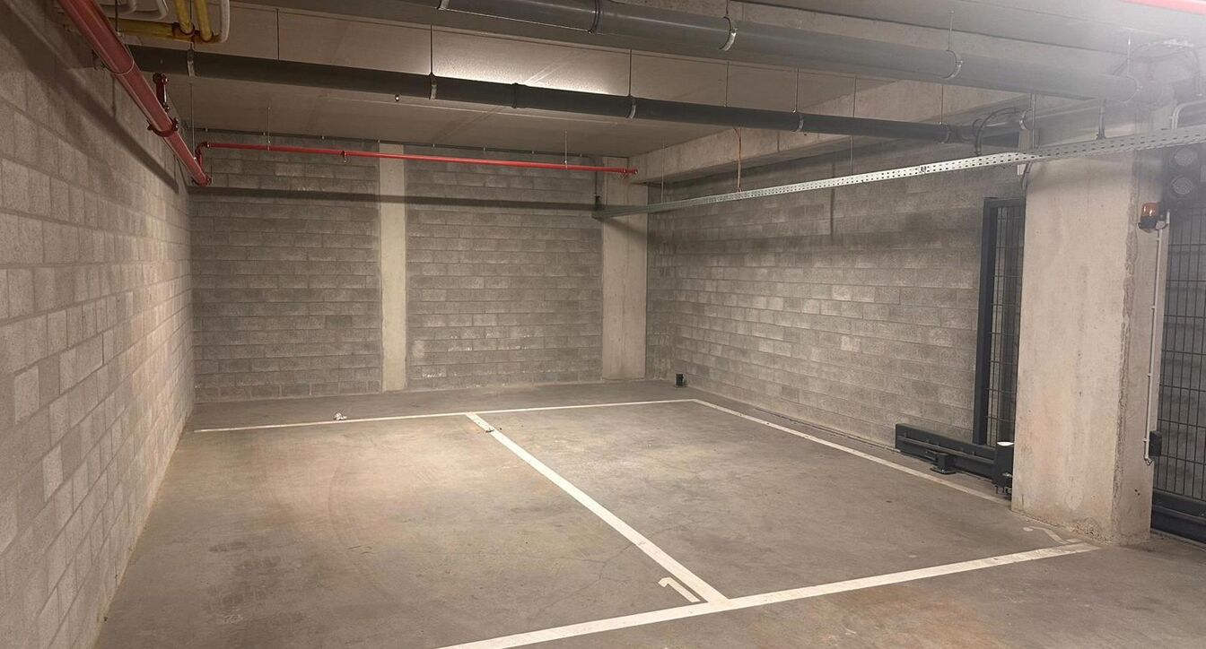 Gesloten garagebox te koop in Beerse