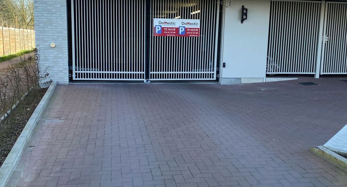 Gesloten garagebox te koop in Beerse