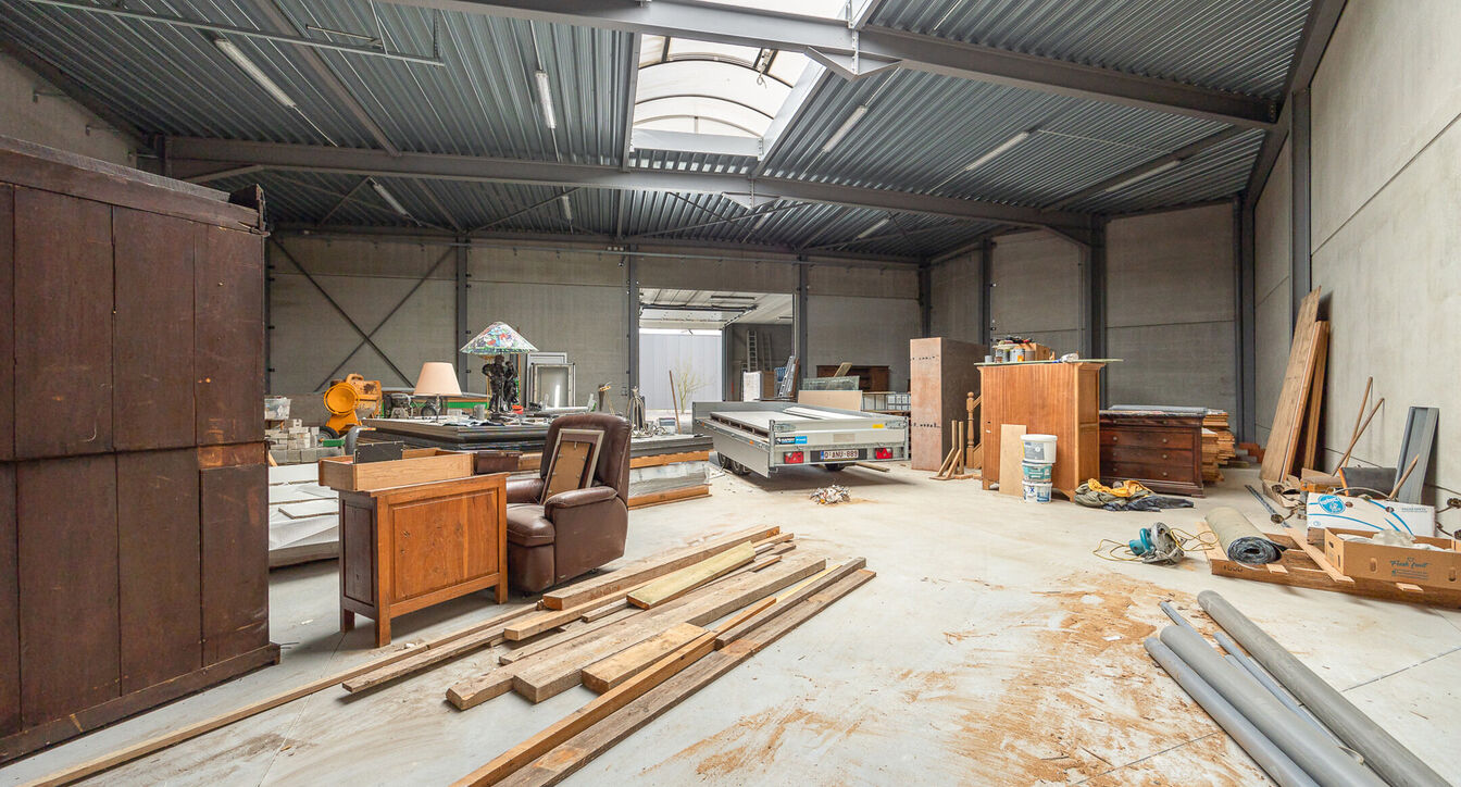 Industrieel gebouw te koop in Mol