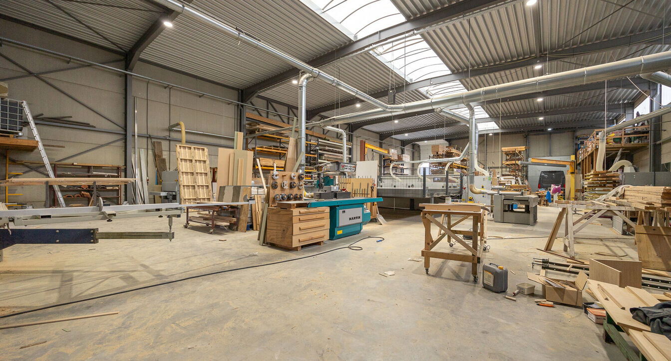 Industrieel gebouw te koop in Mol