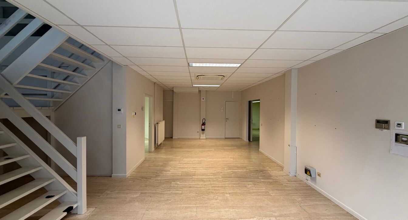 Kantoorgebouw te huur in Turnhout