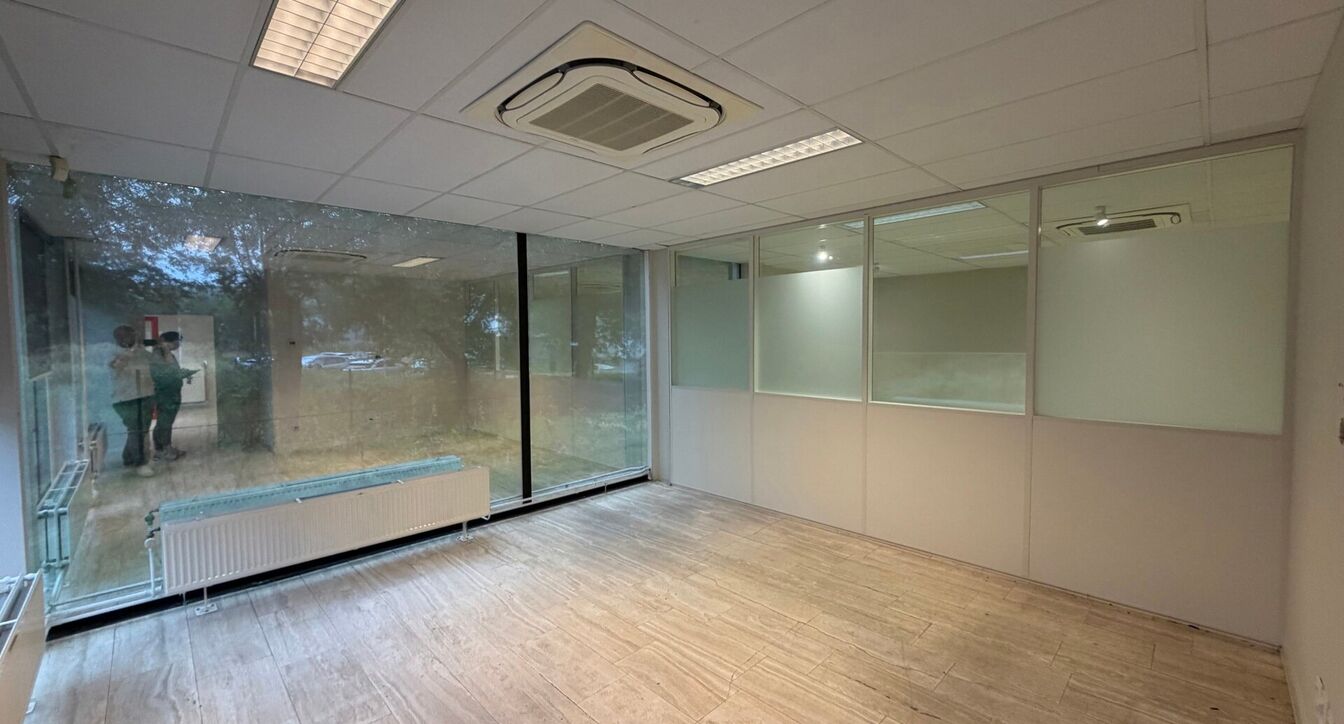 Kantoorgebouw te huur in Turnhout