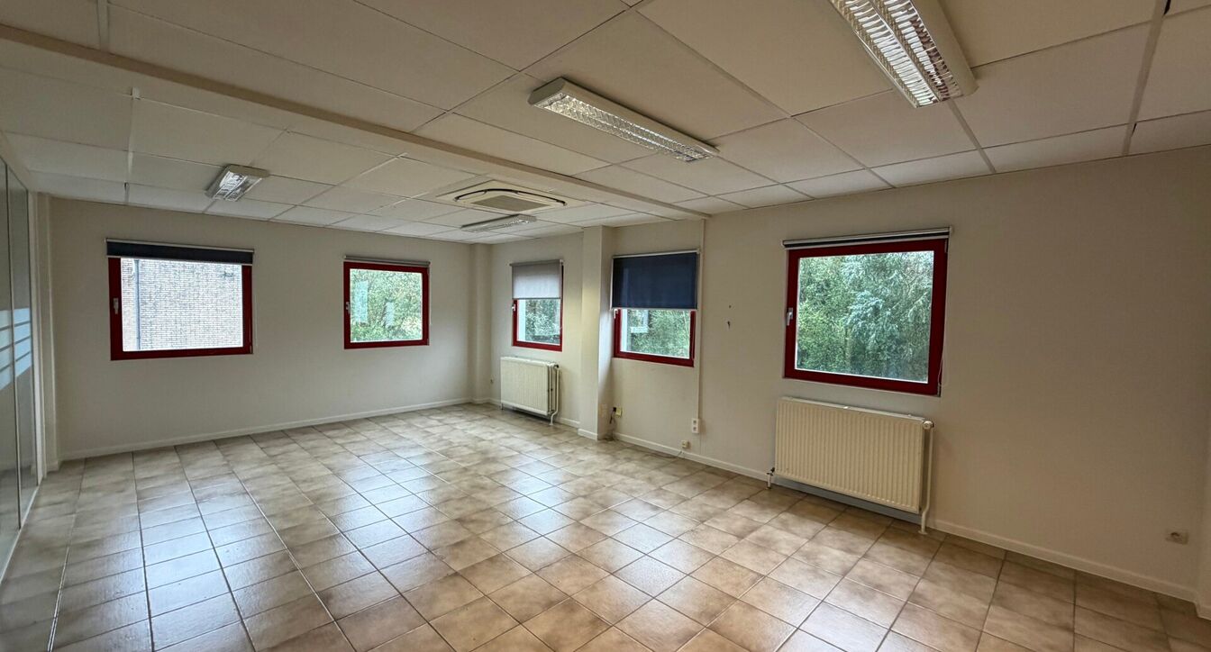 Kantoorgebouw te huur in Turnhout