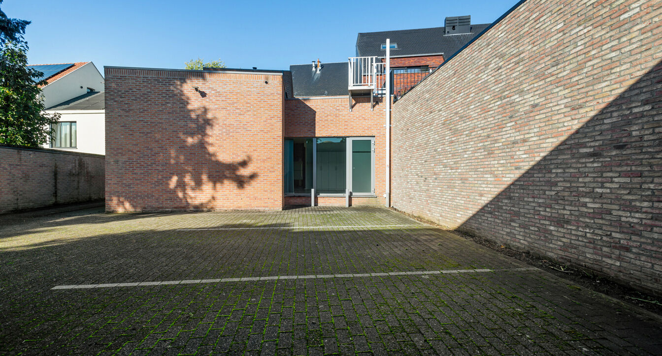 Kantoorgebouw te koop in Lichtaart