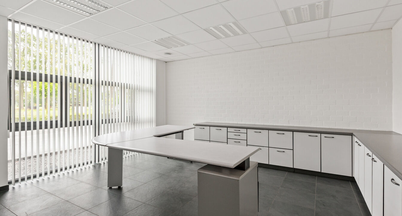 Kmo-unit te huur in Dessel