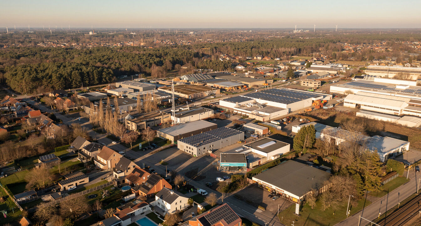 Kmo-unit te huur in Mol