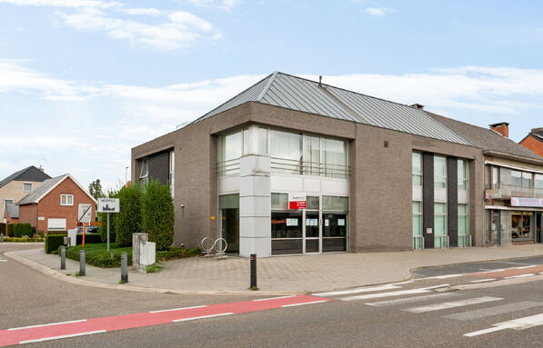 Commerciële building te koop in Neerpelt