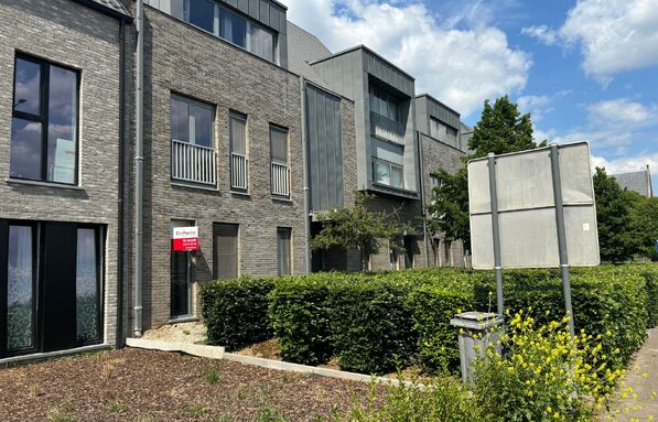 Gelijkvloerse verdieping te huur in Geel
