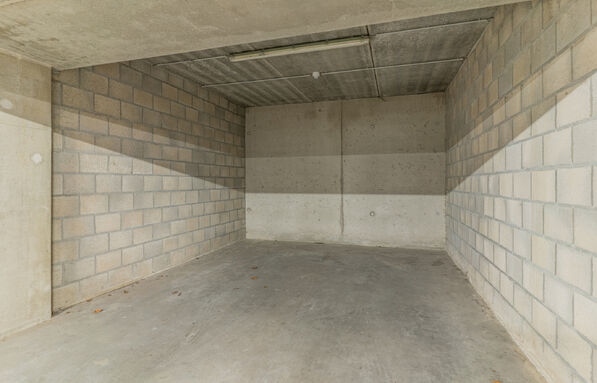 Gesloten garagebox te koop in Turnhout