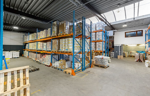 Kmo-unit te huur in Mol